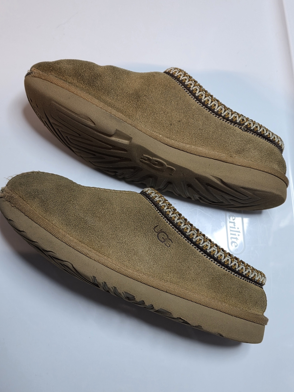 UGG Big Kids Tasman Size 4